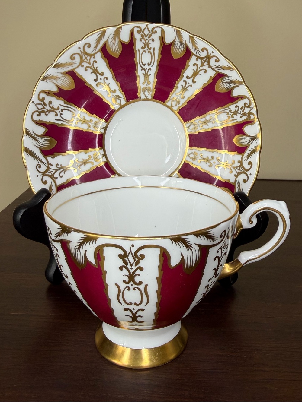 Vintage Tuscan Bone China Hand Painted Tea Cup Saucer Set Gold/Deep Rose ENGLAND